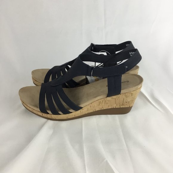 (NWT) BARETRAPS - Picture 5 of 6